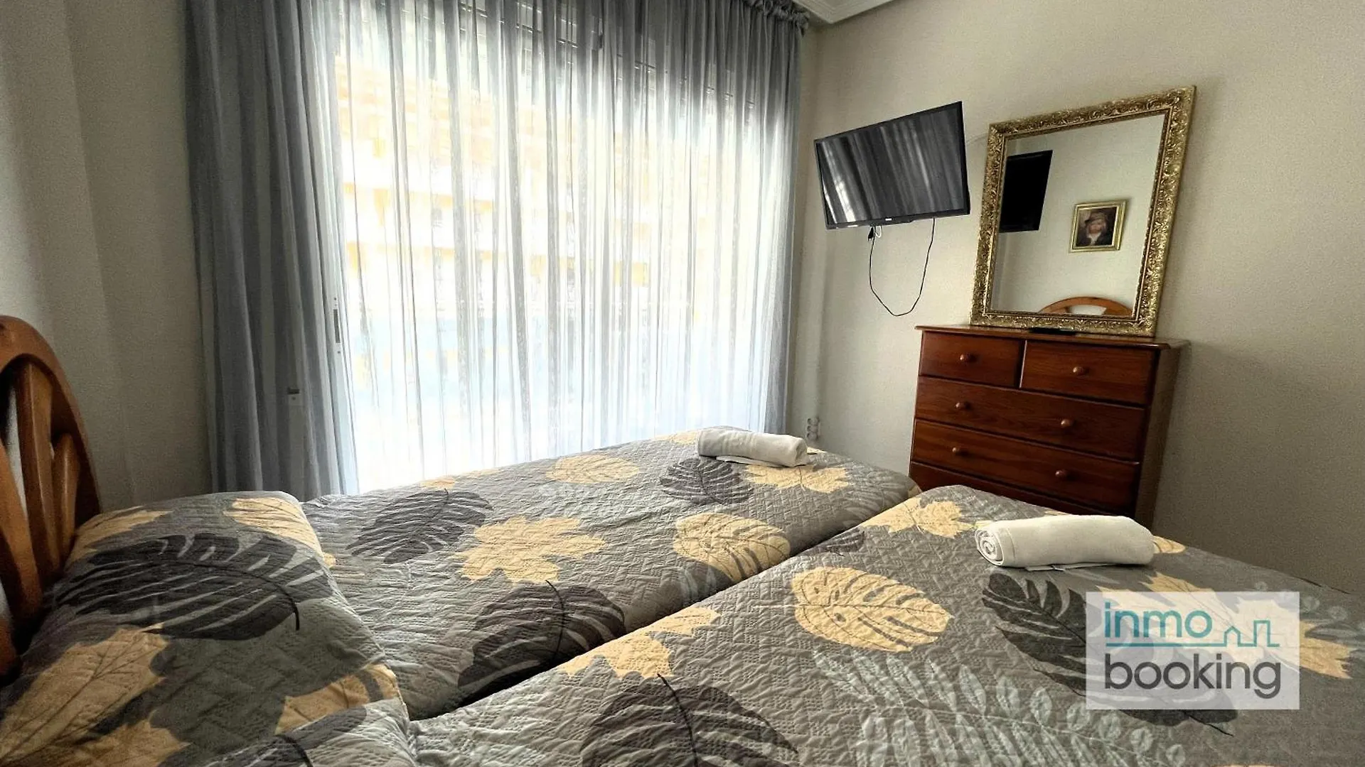 Living Park Salou, Climatizado Y Con Piscina Apartment 0*, Salou Spain
